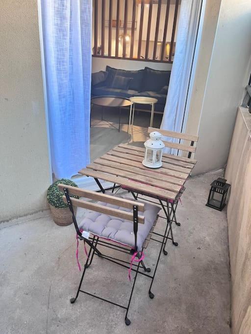 Appartement T3 Proche Remparts アヴィニョン エクステリア 写真